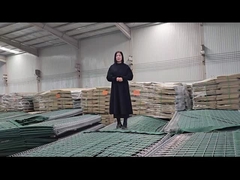 Quatorze recipientes de barreiras defensivas