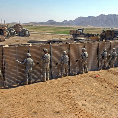 Barreira Militar Galvanizada Personalizada para Proteção de Segurança