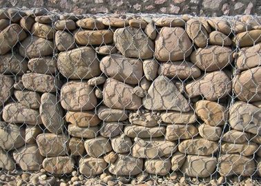 A parede de Gabion da pedra do fio de aço prende o tratamento de superfície revestido Pvc de 2.7mm