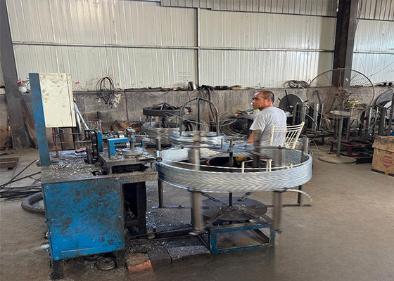 Cercas de segurança de arame farpado galvanizadas e anticorrosivas Concertina