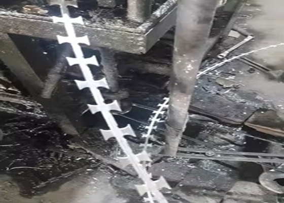 Lâmina recta de arame farpado de barbear em Concertina bobinas únicas ou cruzadas