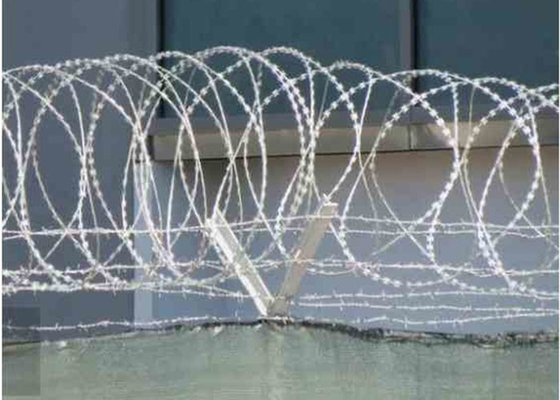 Cbt 65 Elétrico Galvanizado Razor Barbed Wire Com Alta Proteção de Segurança