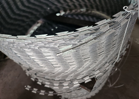 Aço galvanizado duplo-torcido revestido de PVC, cerca de barbante, arame de barbante, espinho de parede