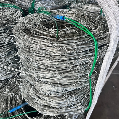 KN Venda à Venta Quente de Arame farpado Eletrogalvanizado Arame farpado