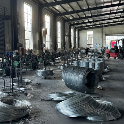 KN Venda à Venta Quente de Arame farpado Eletrogalvanizado Arame farpado