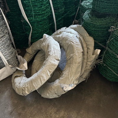 Produtor de alta qualidade Mercado da América do Sul Arame farpado galvanizado duplo torcido