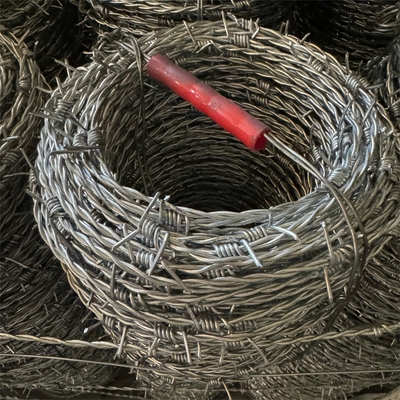 Telhas de barro vedação de segurança vedação de segurança lâmina de fio de barro fio de barro fios de barro galvanizados fio de barro cerca de quinta fio de barro rolos de fio de barro para gado