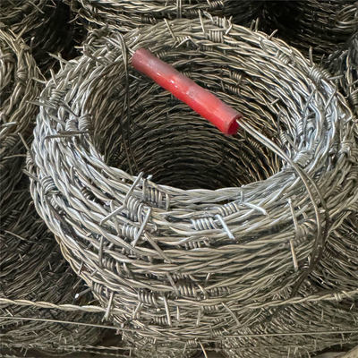 Espiral de arame farpado Galvanizado de arame farpado Defensiva Instalação de vedação de segurança