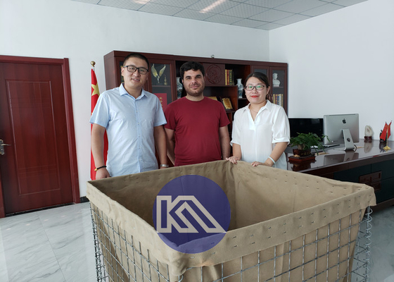 Anti-corrosivo Galvanizado Gabion Hesco Barreira Barreiras defensivas para parede de apoio de emergência