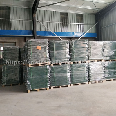 350g de zinco de alumínio material de barreiras defensivas Soldado parede de gabião com areia / geotextil verde