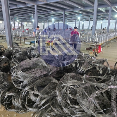 Barreira de segurança MZP Tangle 10x5x1.4 Barreira de malha de arame Anti-tanque Arame em guirlanda tecido em anéis