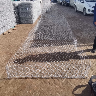o tamanho de 2.5mm 6*2*0.3m galvanizou as gaiolas de aço para a torção dobro das pedras