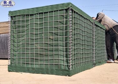 As barreiras enchidas areia montadas da segurança, defensivo soldaram a caixa de Gabion