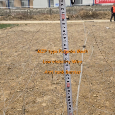 Ucranian Military Used Anti Tank Barrier Low Visibility Wire Trabalhar em conjunto com o BTO-16 Egoza Wire para evitar pessoas e drones