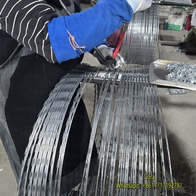 Cerca de proteção com arame farpado de segurança tipo cruzado de aço inoxidável BTO-22