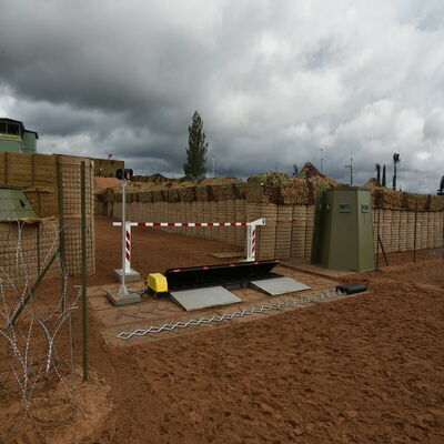 Perímetro balístico Defesa Proteção de proteção Segurança Fortificação Barreira 5mm Arame Bastião Gabião Parede areia preenchida para inundação Parede de retenção