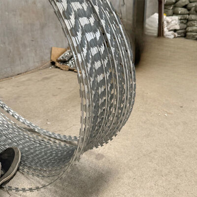 Aço galvanizado Bto-22 Barbed Wire Razor para proteger a malha Concertina Razor Wire Coils