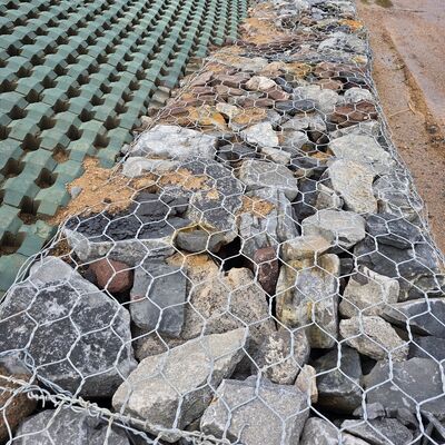 Duração de vida 20-30 Anos Gabion Basket Wire Diâmetro 2.7mm Cage de malha de fio durável Perfeito para controle de inundações e paisagismo de estabilização de encosta