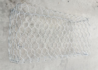 Paredes de retenção do sistema Gabion de  e caixa da cesta de Gabion dos limites da ponte