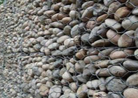 O Pvc do hexágono 2.0mm revestiu cestas que de Gabion a parede prende impedindo